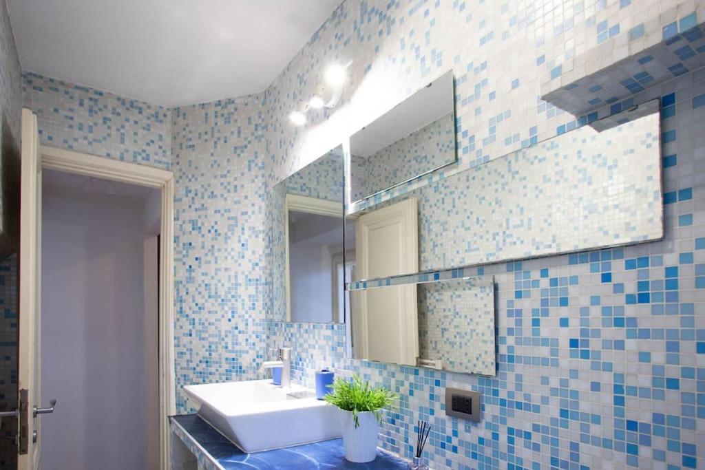 Red House Ostiense Historic Building Apartment โรม ภายนอก รูปภาพ